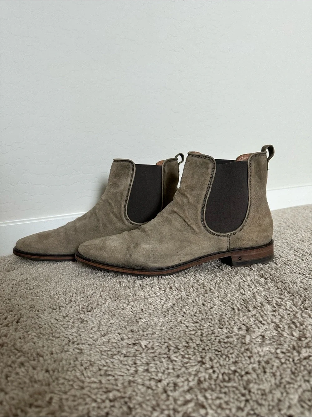 John Varvatos suede chukka